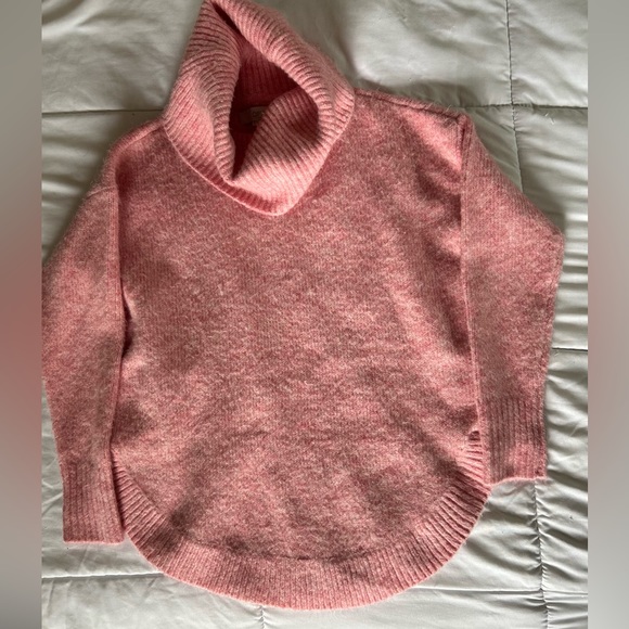 🩷Valentines Day🩷 Pink Loft Cowl Neck Sweater Small Petite SP - Picture 1 of 3